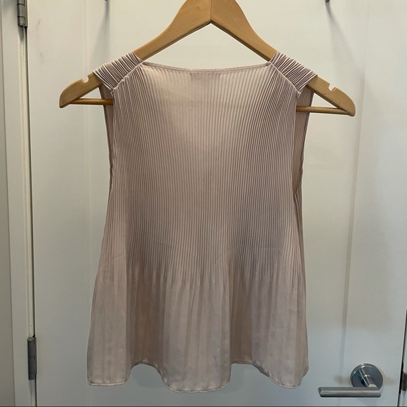 Aritzia Babaton Damien tank - Picture 4 of 6